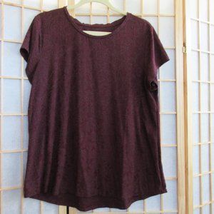 Simply Vera Vera Wang Tee Size XL